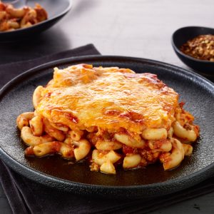 Macaroni à la viande et au fromage
